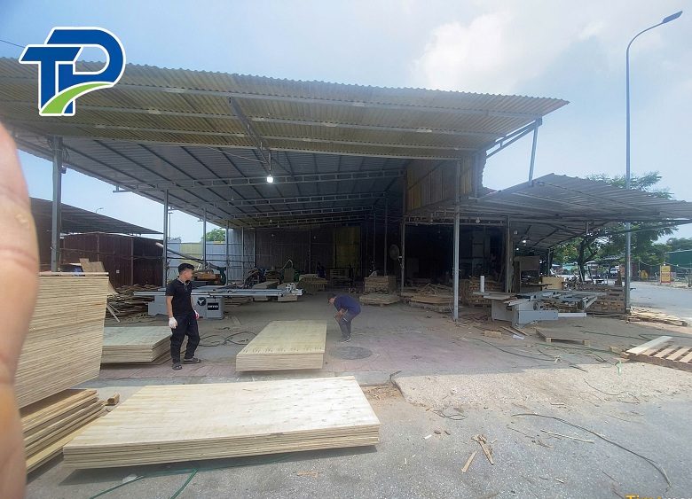 Tìm Hiểu Quy Trình Sản Xuất Pallet Gỗ Đạt Chuẩn Xuất Khẩu tại Tiên Phong